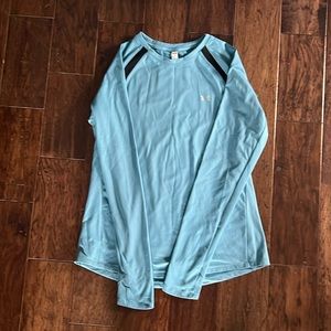 Under Armour Women’s Cold Gear Long Sleeve Top